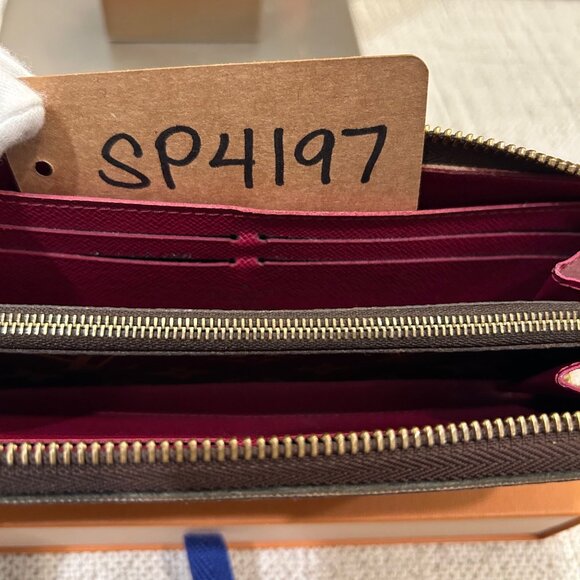 Louis Vuitton Porte Feuille Clémence Monogram Wallet with Fuscia Interior - Picture 7 of 13